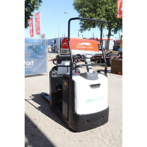 2020 UNICARRIERS OEP120-49180629