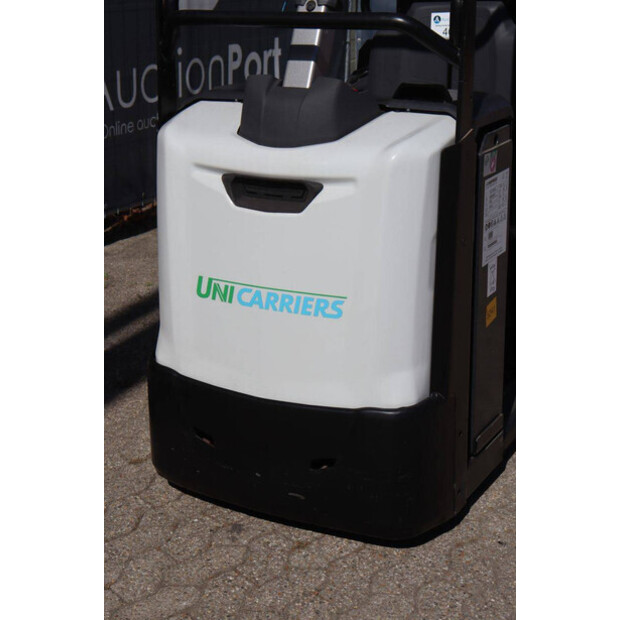 2020 UNICARRIERS OEP120-49180632