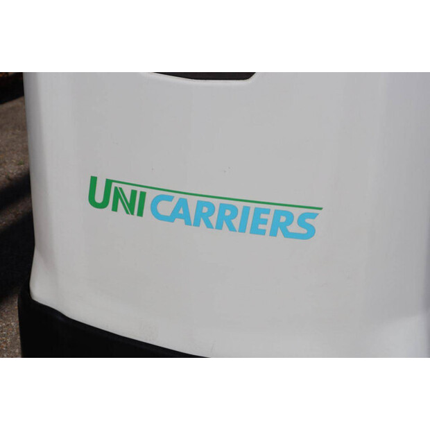 2020 UNICARRIERS OEP120-49180633