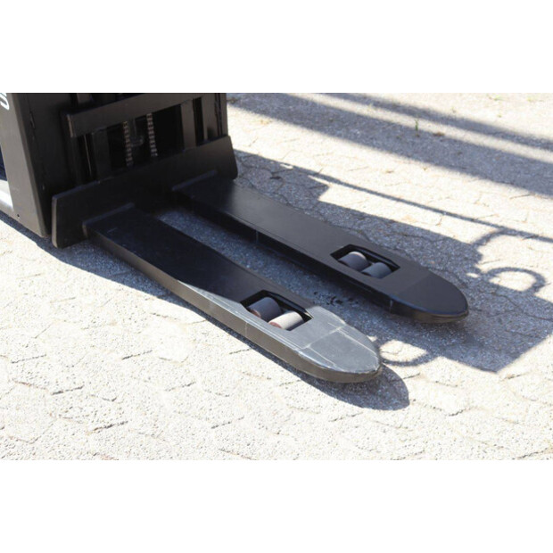 2020 UNICARRIERS OEP120-49180634