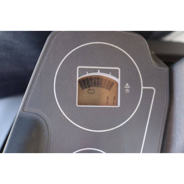 2020 UNICARRIERS OEP120-49180646