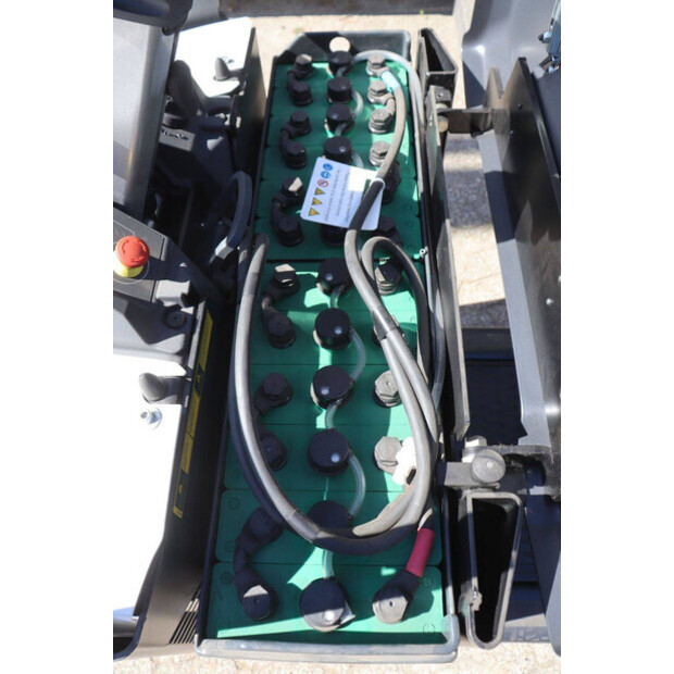 2020 UNICARRIERS OEP120-49180647