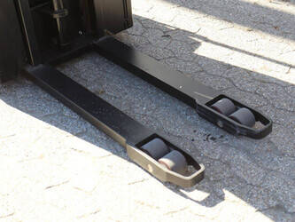 2020-unicarriers-oep120-49180653