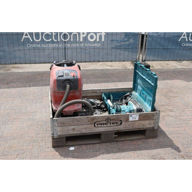 2018 Makita HR5212C-49181198