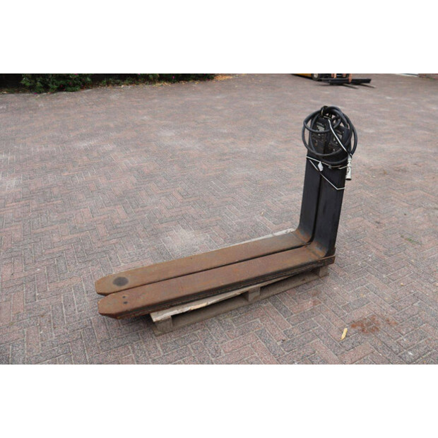 2001 Griptech RG4-49181231