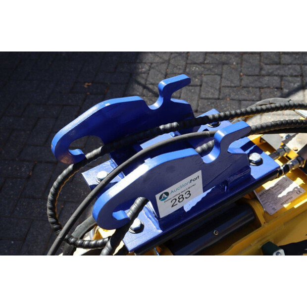 2025 Lancini KM-800-49181605
