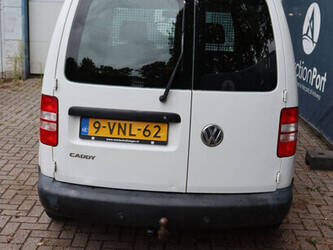2011-volkswagen-caddy-1490225-49181665