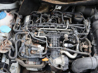 2011-volkswagen-caddy-1490225-49181683