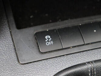 2011-volkswagen-caddy-1490225-49181700