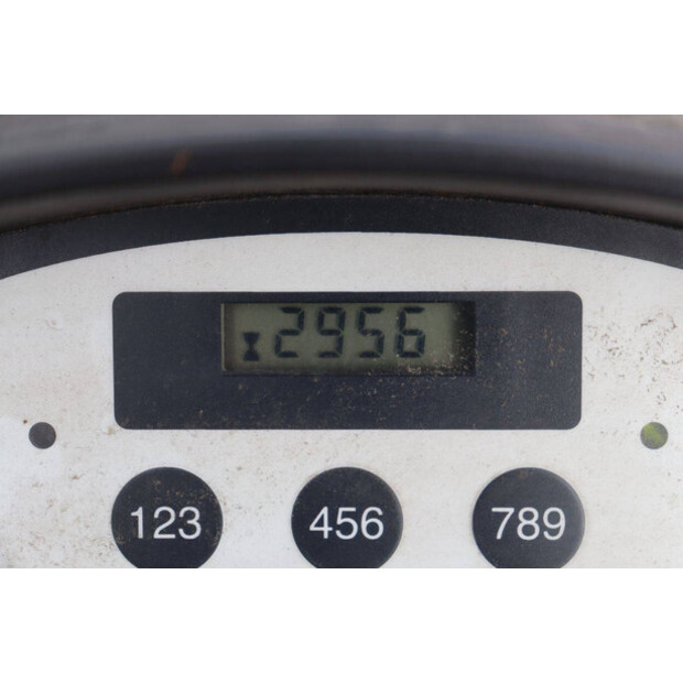 2015 Still CX20-49181777