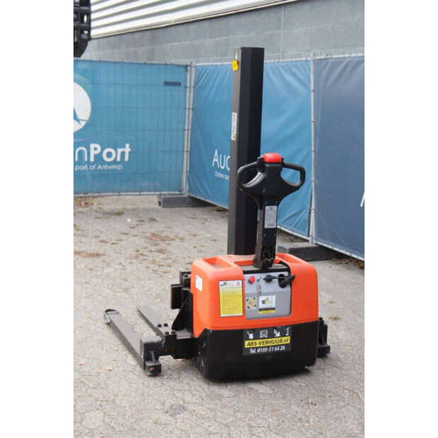 2009 BT HWE100S-49181815