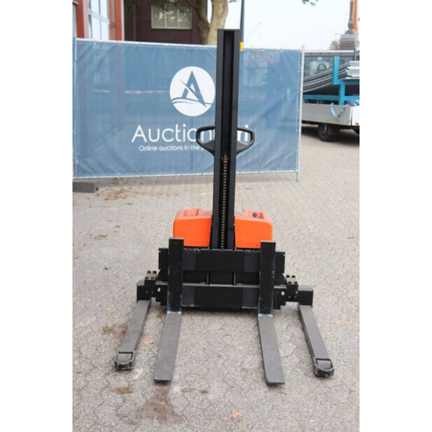2009 BT HWE100S-49181819