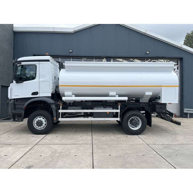 2026 Mercedes-Benz Arocs 2136-49181878