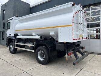 2026-mercedes-benz-arocs-2136-1482191-49181879