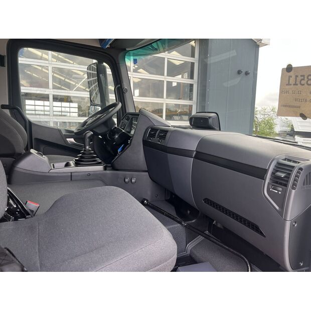 2026 Mercedes-Benz Arocs 2136-49181890