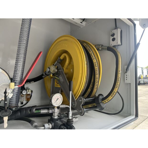 2026 Mercedes-Benz Arocs 2136-49181894