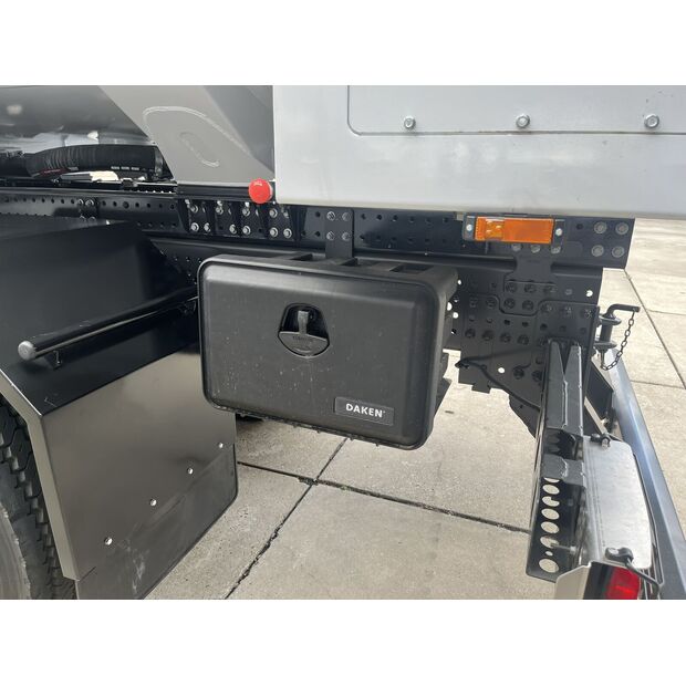 2026 Mercedes-Benz Arocs 2136-49181896