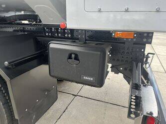 2026-mercedes-benz-arocs-2136-1482191-49181896