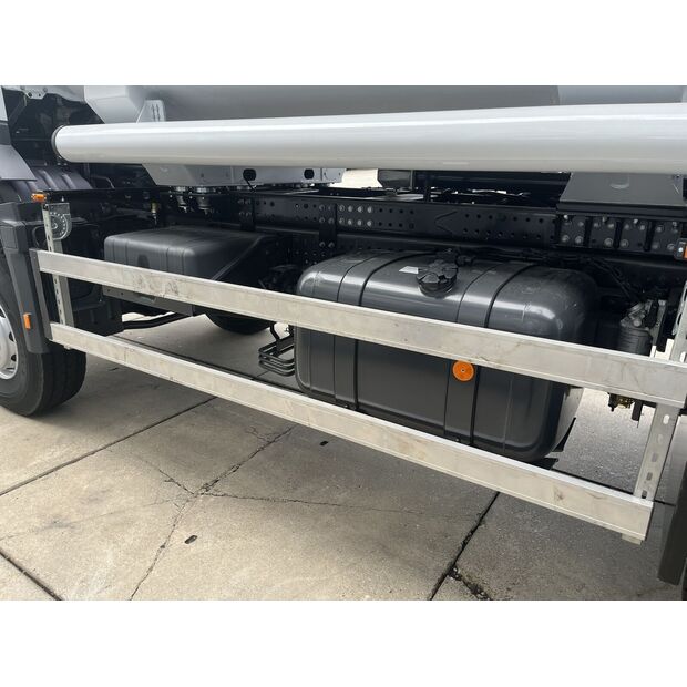 2026 Mercedes-Benz Arocs 2136-49181901