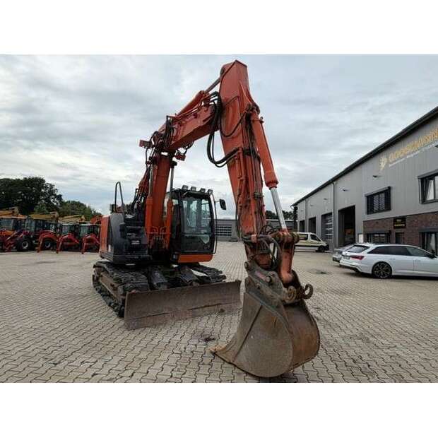 Hitachi ZX135US-49183659
