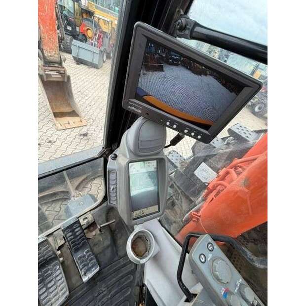 Hitachi ZX135US-49183664
