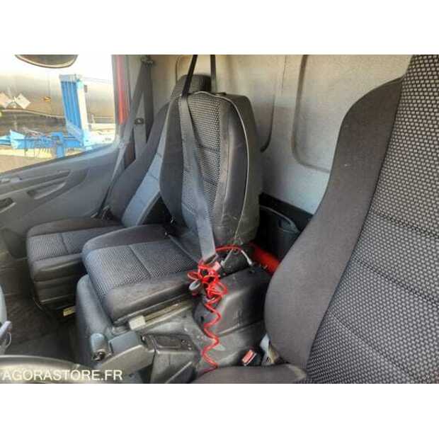 2014 Mercedes-Benz ATEGO-49185418