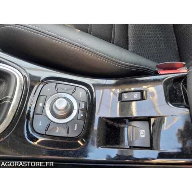 2015 Renault Megane-49185459
