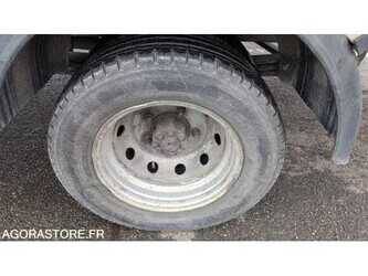 2008-renault-maxity-1490368-49185489