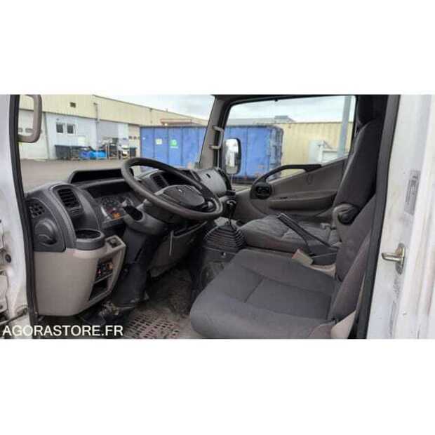 2008 Renault Maxity-49185501