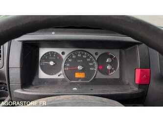 2008-renault-maxity-1490368-49185502