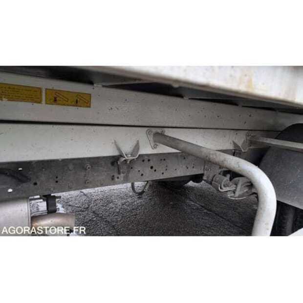 2008 Renault Maxity-49185507
