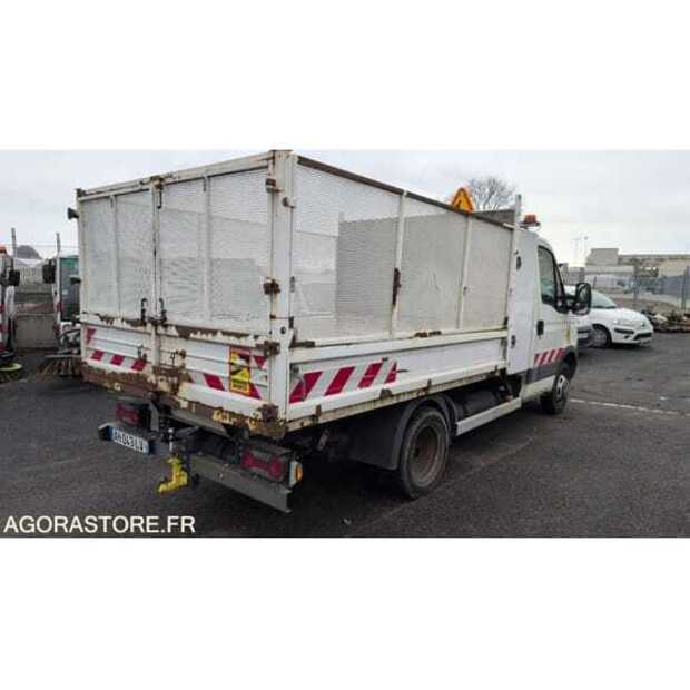 2009 Iveco 35C14G-49185515