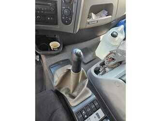 renault-premium-1490379-49185651
