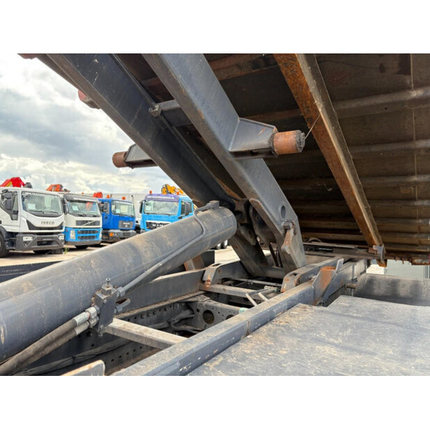 2004 Mercedes-Benz AXOR-49186637