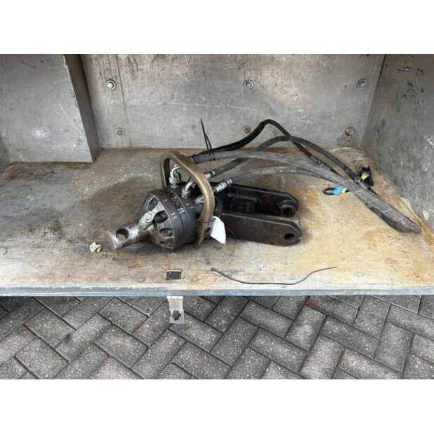 2004 Mercedes-Benz AXOR-49186639