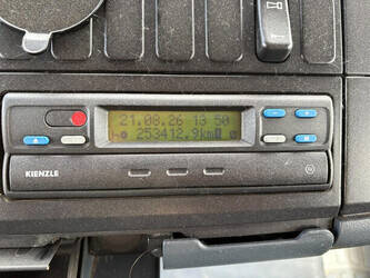 2004-mercedes-benz-axor-49186646