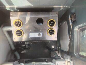 2025-hyundai-r210-1490489-49187612