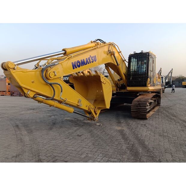 2024 كوماتسو PC210-49187705