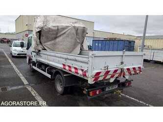 2008-renault-maxity-1490368-49189247