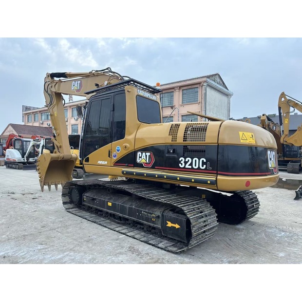 2010 Caterpillar 320C-49189436