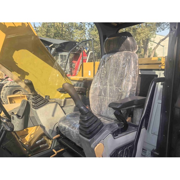 2024 Caterpillar 320GC-49192656
