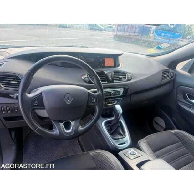 2016 Renault Megane-49192834