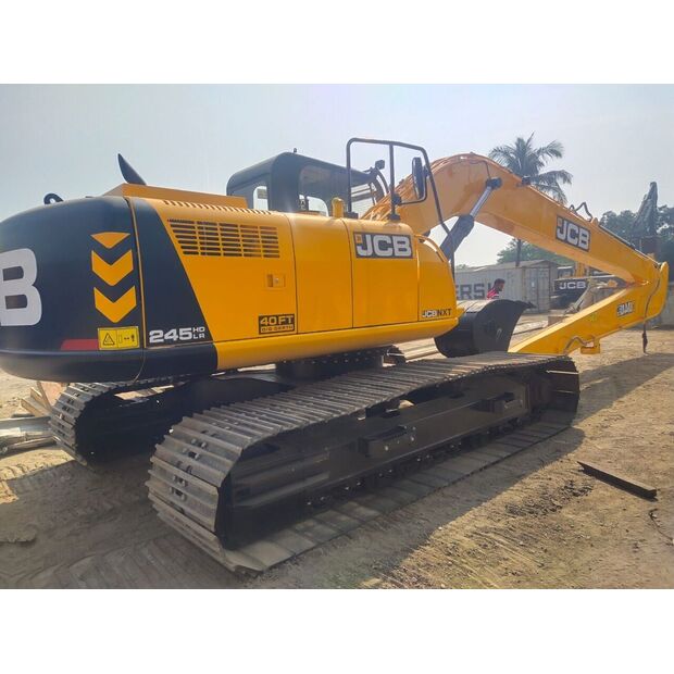 2025 JCB 245LR-49196954