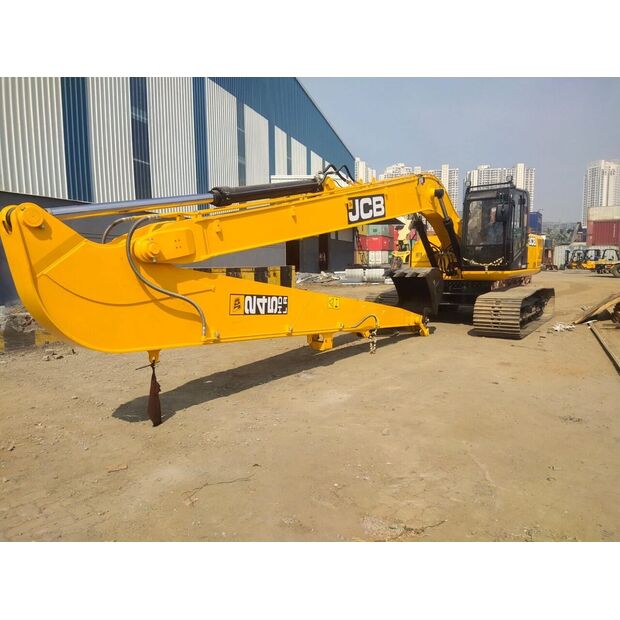 2025 JCB 245LR-49196958