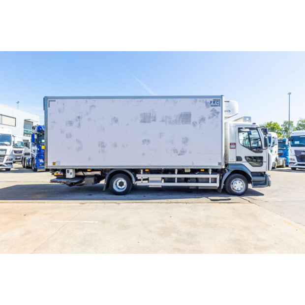 2018 Renault D10-49198596