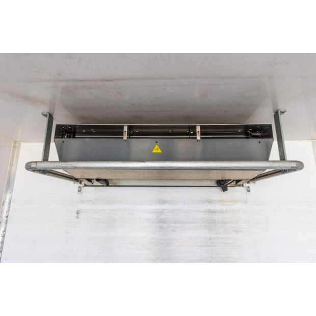 2018 Renault D10-49198606