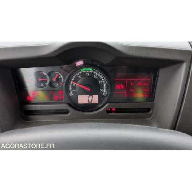 2012 Renault Midlum-49201033