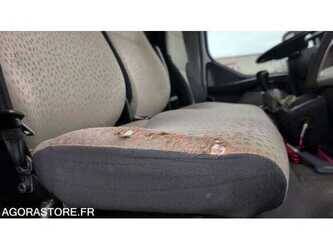 2012-renault-midlum-1490800-49201102