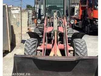 loader-1490816-49201814