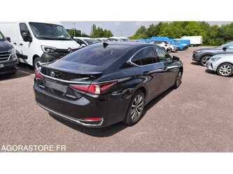 2021-lexus-es300h-1490826-49202190